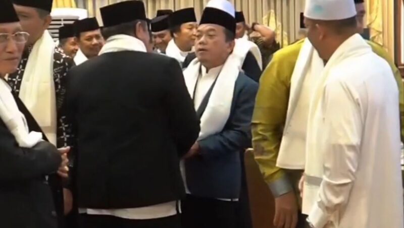 Gubernur Jambi Al Haris saat menghadiri Pengukuhan Pengurus MUI Provinsi Jambi