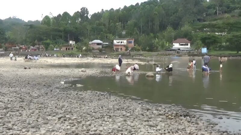 Penyusutan Air Danau Kerinci