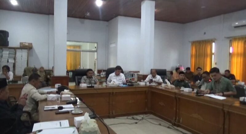 DPRD Batang Hari Serahkan Sengketa PT JDR ke Disnaker Setelah RDP