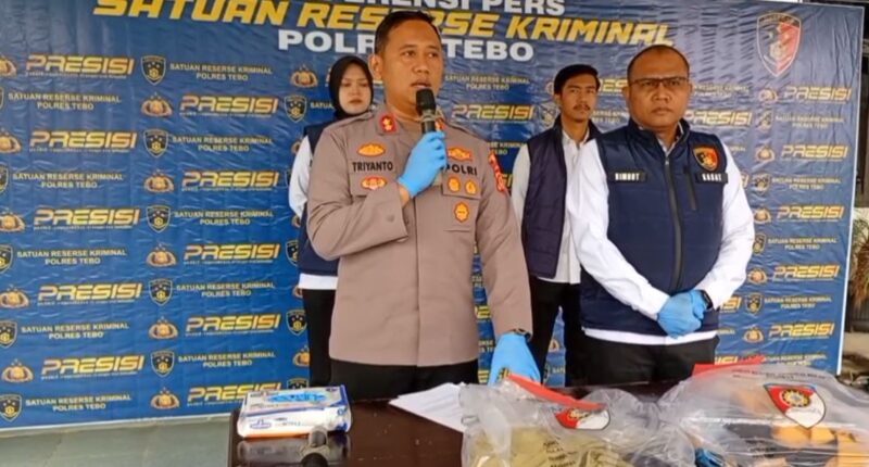 Kapolres Tebo AKBP Triyanto mengatakan penyidik terus mengembangkan kasus tersebut