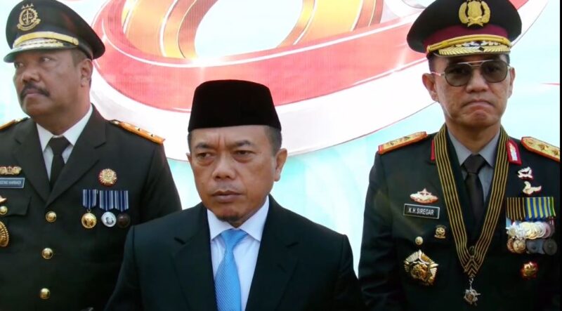 Gubernur Al Haris Apresiasi Pengabdian Polri pada HUT Bhayangkara Ke-80