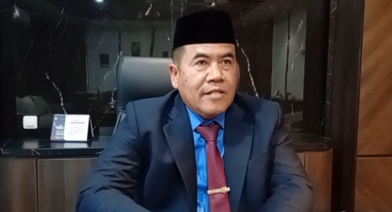 Sekda Tebo, Sindi