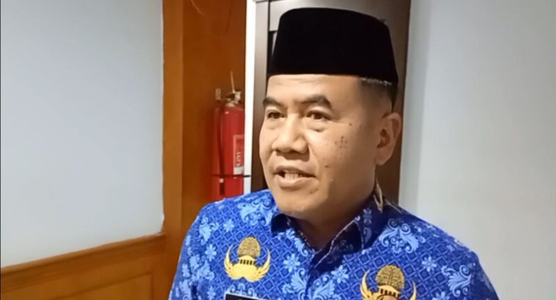 Sekda Tebo, Sindi